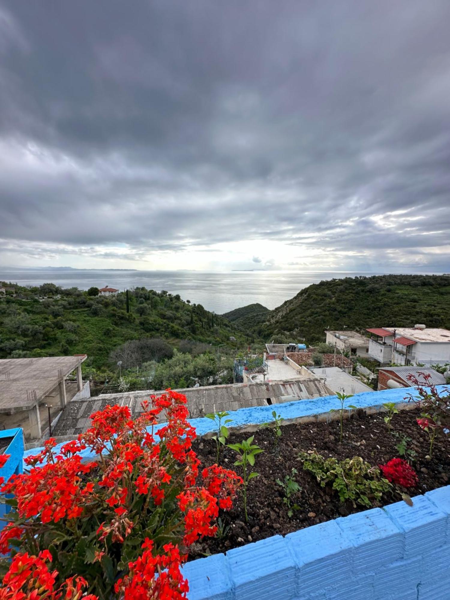 Selami Sea View Apartments Lukovë المظهر الخارجي الصورة